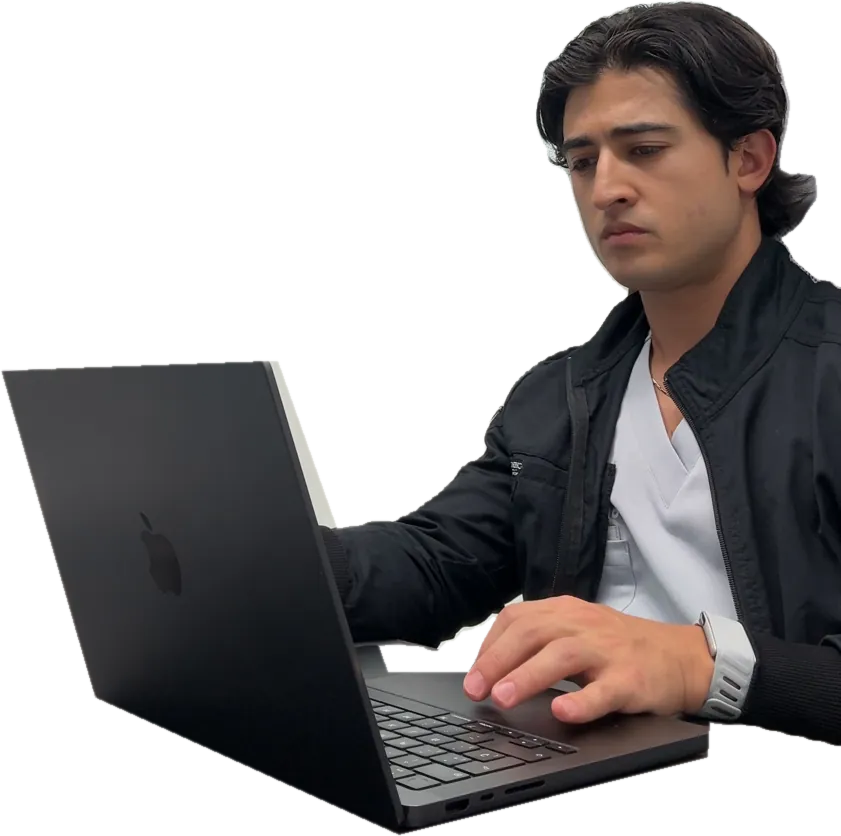 Ángel Soto en una consulta por video